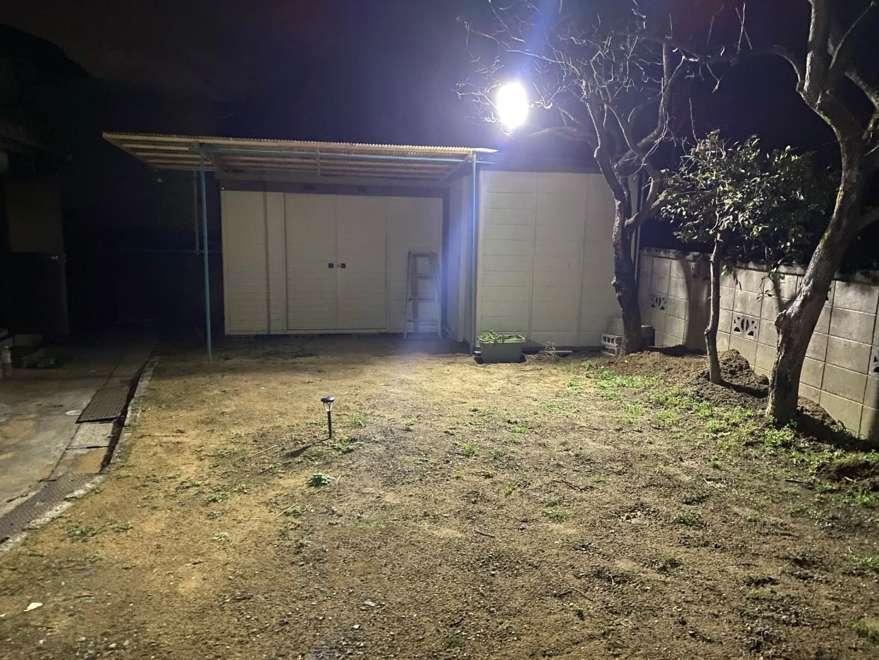 LAMPADAIRE SOLAIRE 110W