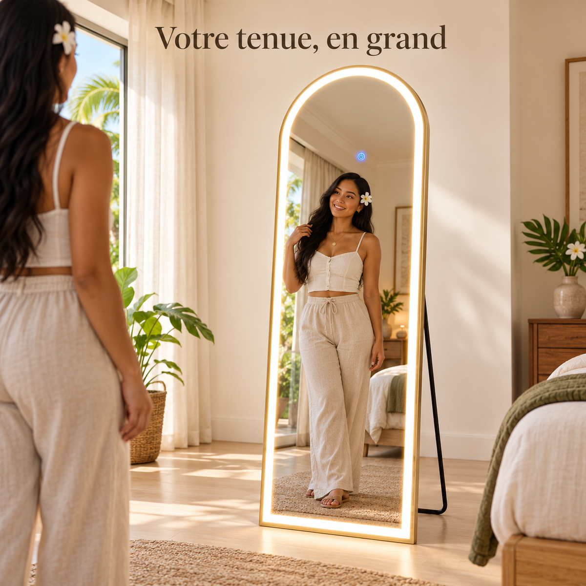 Miroir doré en situation dans une chambre à Tahiti