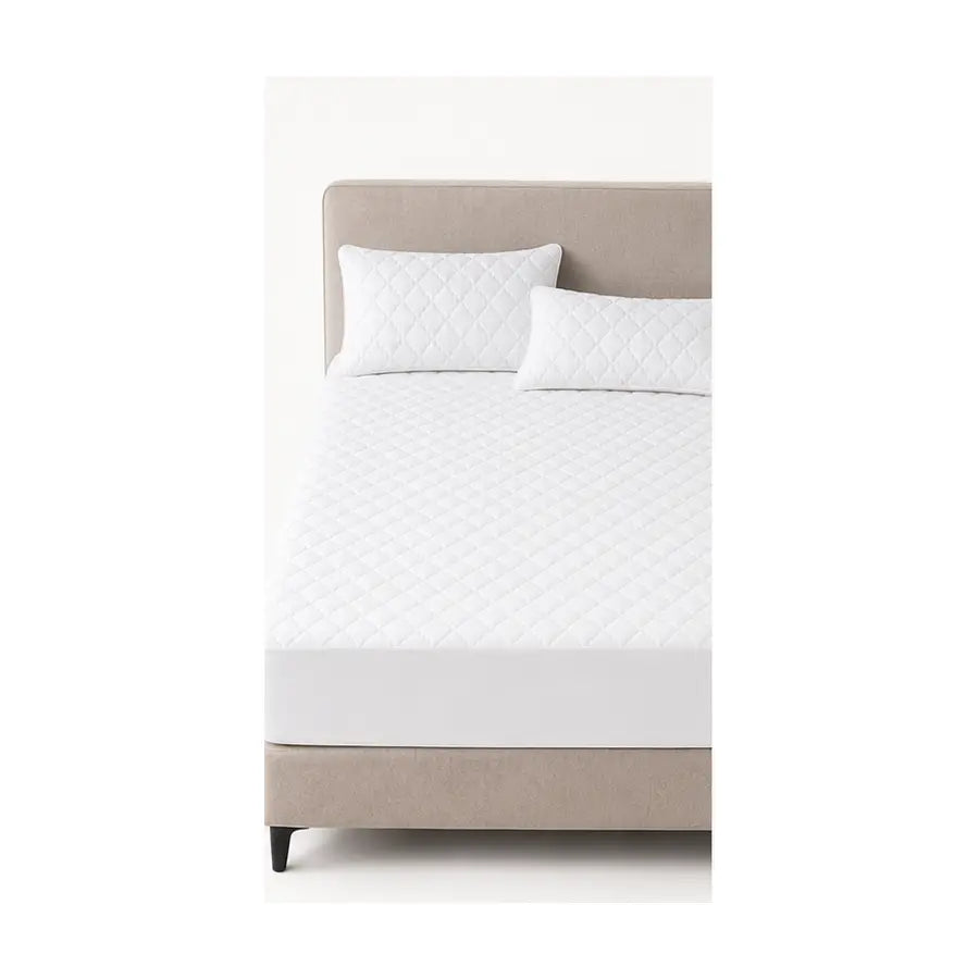 Protège-matelas matelassé imperméable blanc avec deux taies assorties